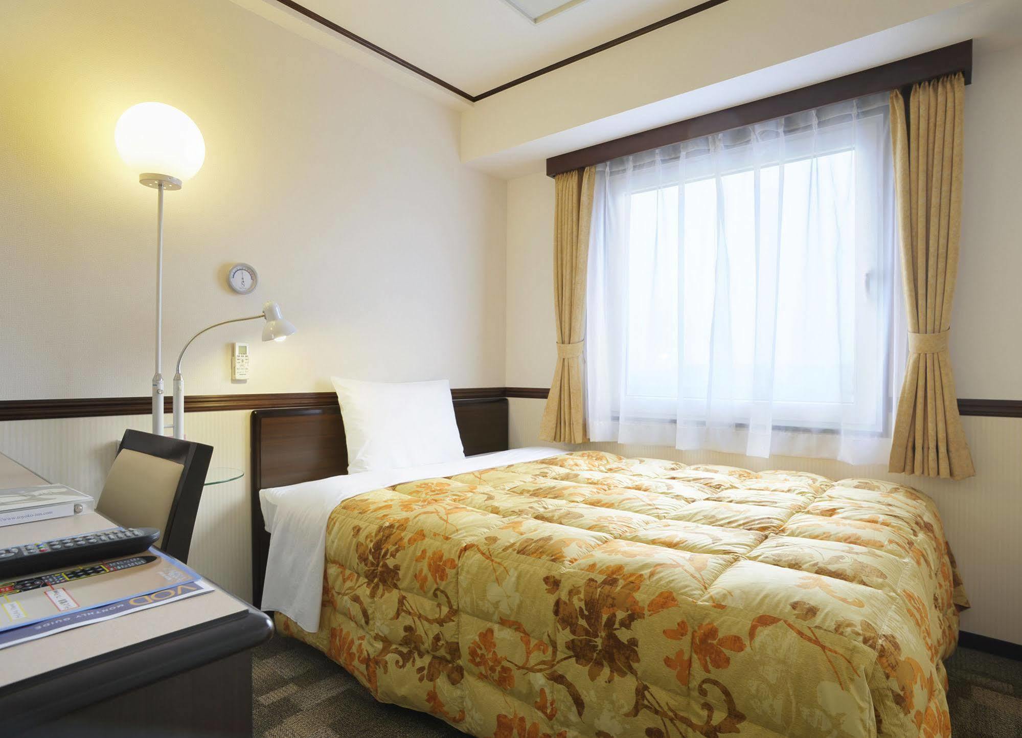 Toyoko Inn Tokyo Akigawa-eki Kita-guchi Akiruno Eksteriør billede